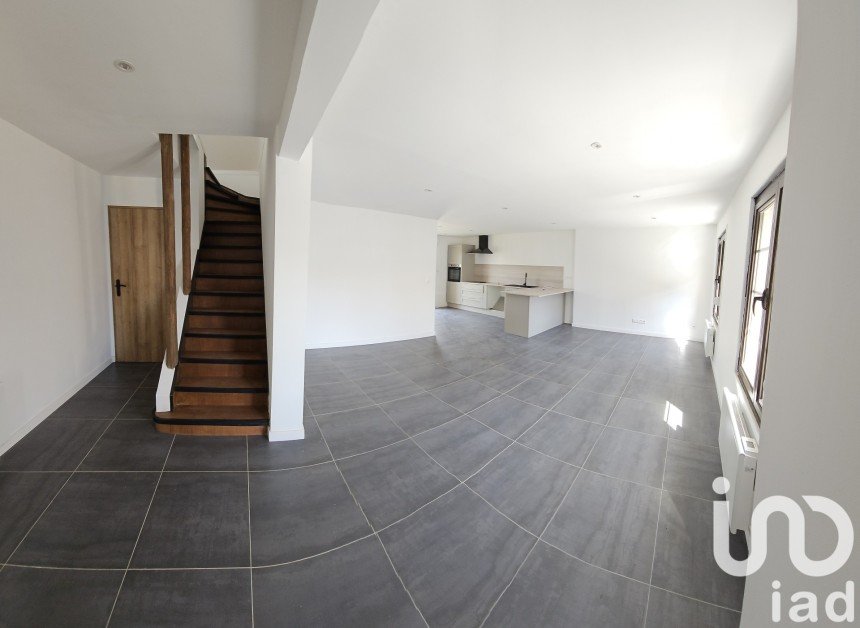 Maison 4 pièces de 80 m² à Beuvry (62660)