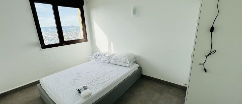 Apartment 5 rooms of 72 m² in Nancy (54000)