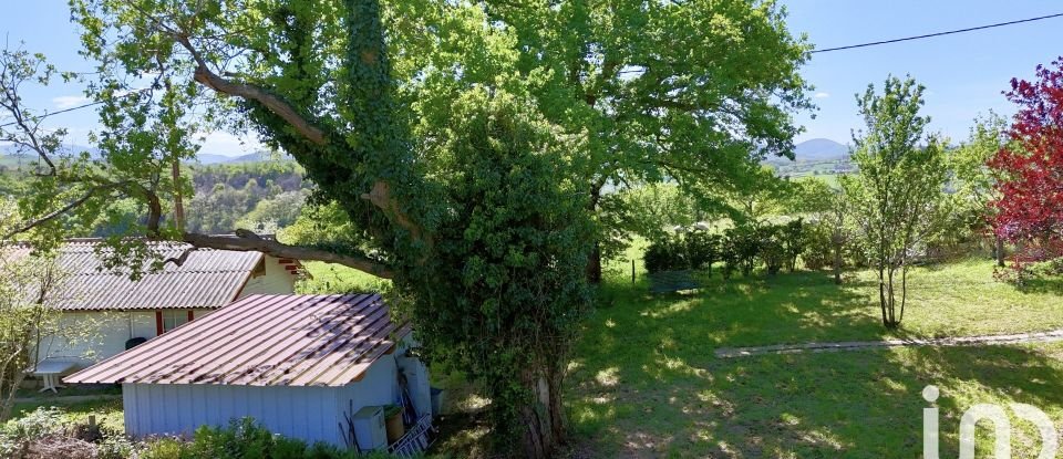 Cottage 2 rooms of 30 m² in Beyrie-sur-Joyeuse (64120)
