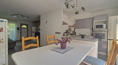 House 4 rooms of 77 m² in Vizille (38220)