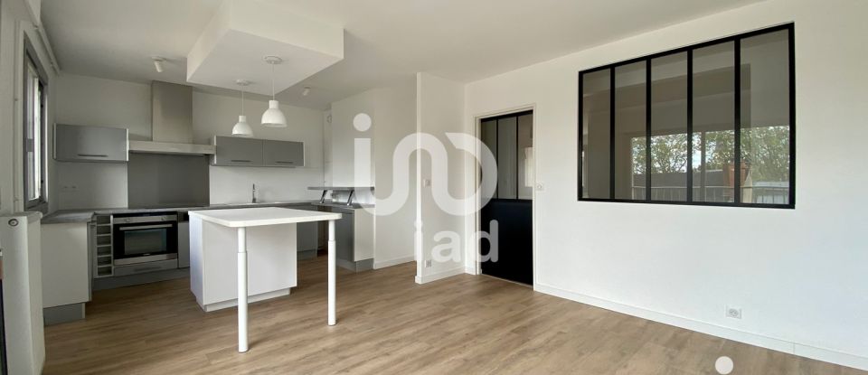 Appartement 5 pièces de 162 m² à Reims (51100)