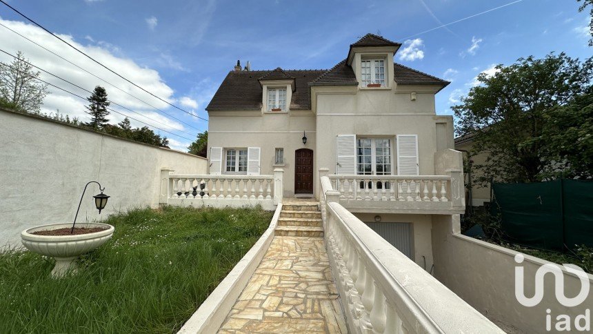 Maison 5 pièces de 122 m² à Saint-Michel-sur-Orge (91240)