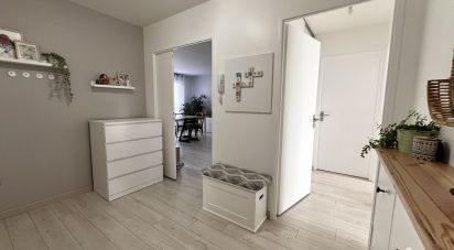 Appartement 4 pièces de 84 m² à Montigny-le-Bretonneux (78180)