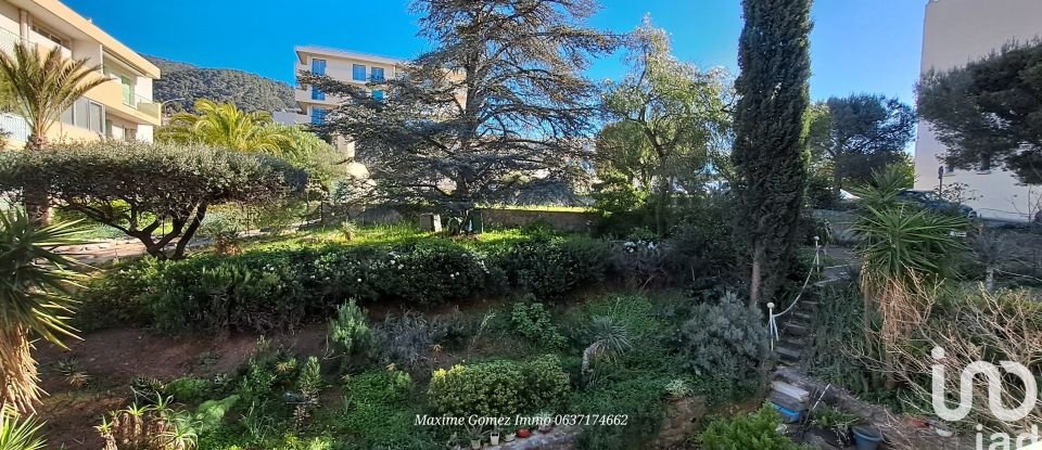 Apartment 3 rooms of 79 m² in Toulon (83100)