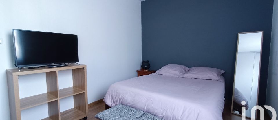 Apartment 2 rooms of 46 m² in Ploeren (56880)