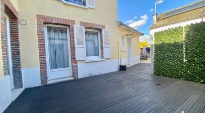 House 7 rooms of 193 m² in Moussy (51530)