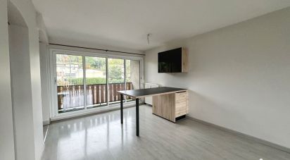 Apartment 4 rooms of 97 m² in - (74960)