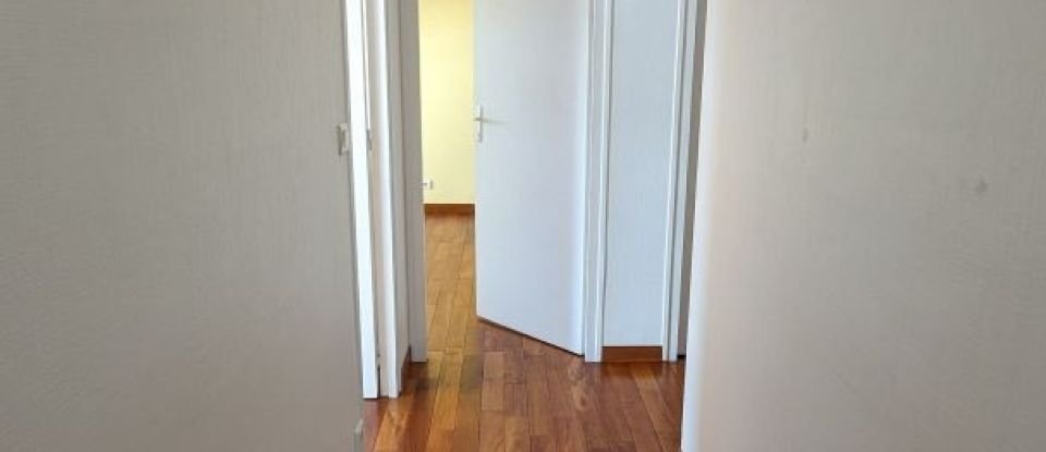 Apartment 5 rooms of 121 m² in Nantes (44300)