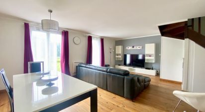 House 6 rooms of 107 m² in Moissy-Cramayel (77550)
