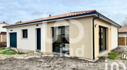 House 4 rooms of 90 m² in Le Taillan-Médoc (33320)