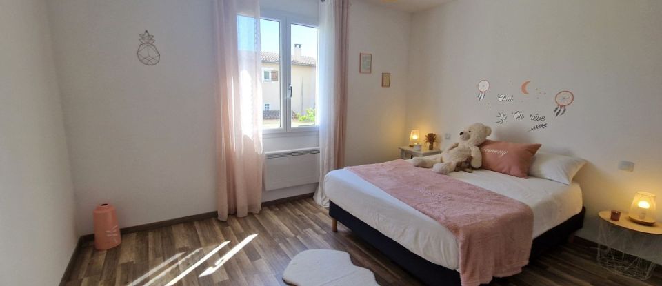Maison 5 pièces de 136 m² à Sauveterre (30150)