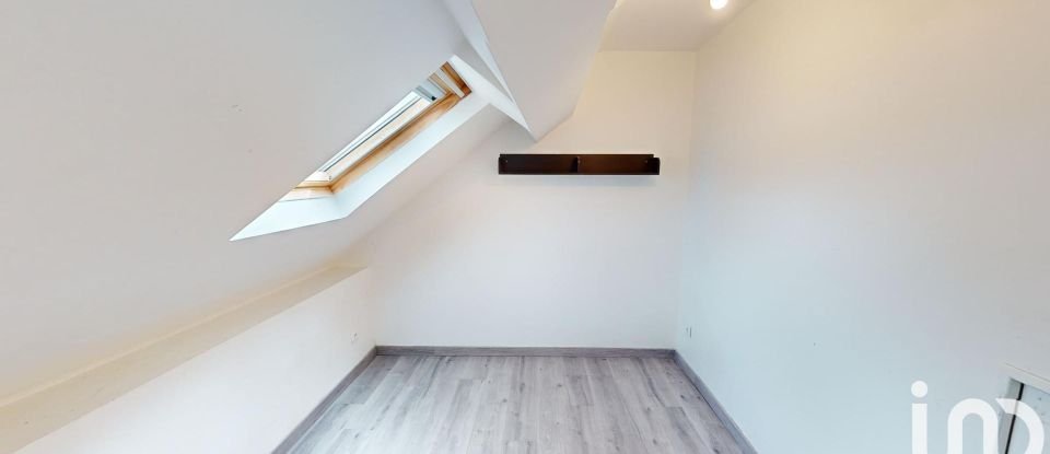 House 4 rooms of 100 m² in Rozay-en-Brie (77540)