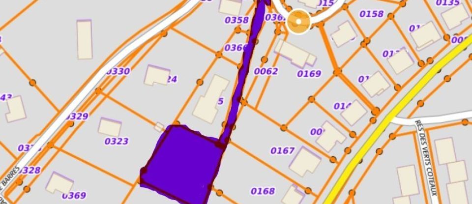 Land of 2,293 m² in Saint-Avold (57500)
