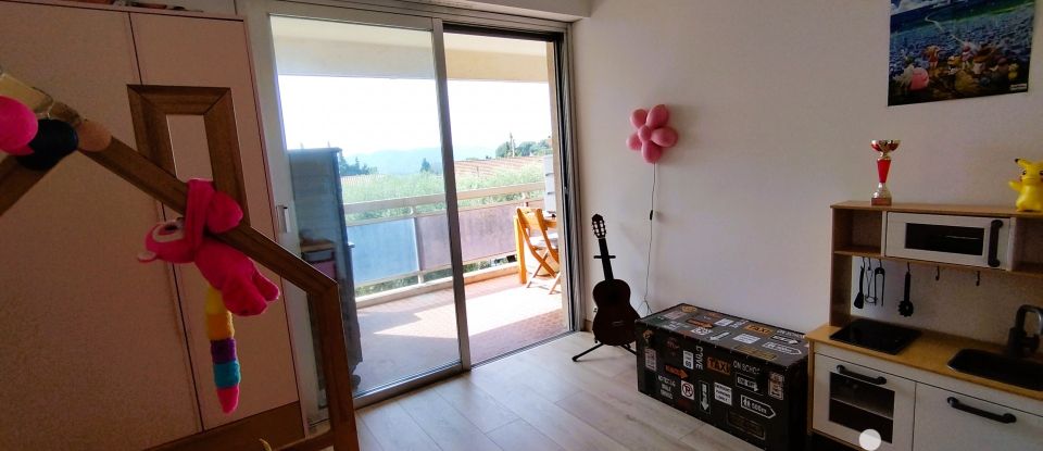 Appartement 2 pièces de 49 m² à Grasse (06130)