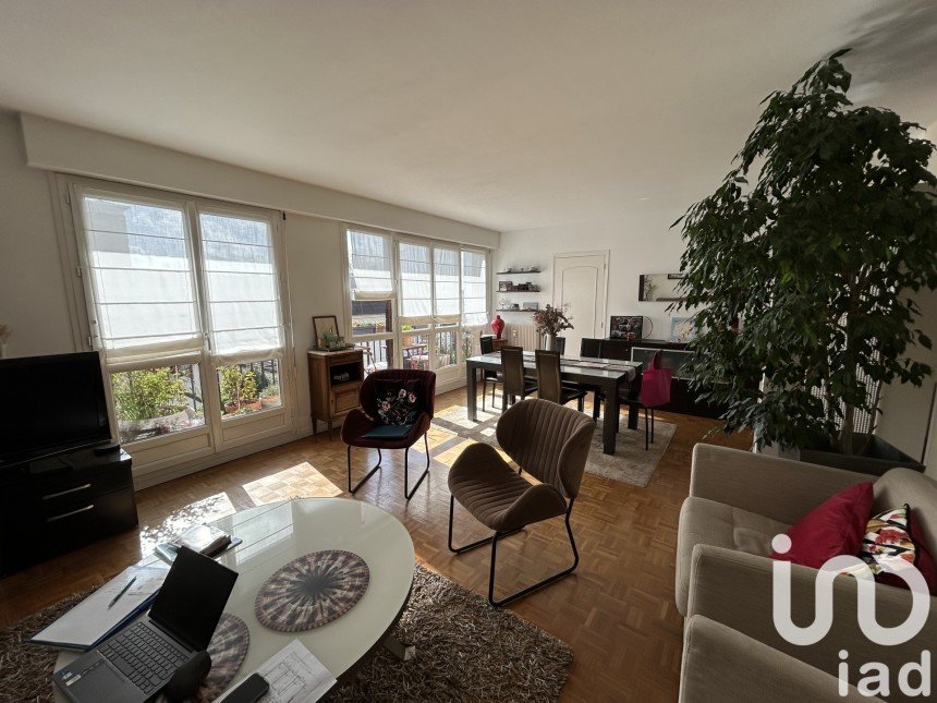Apartment 4 rooms of 108 m² in Saint-Maur-des-Fossés (94210)