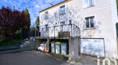Traditional house 8 rooms of 174 m² in Mandres-les-Roses (94520)
