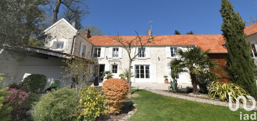 Bastide 9 rooms of 295 m² in Bruyères-le-Châtel (91680)