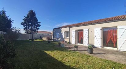House 4 rooms of 103 m² in Esnandes (17137)