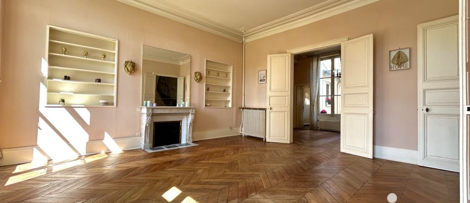 Mansion 6 rooms of 160 m² in Pithiviers (45300)