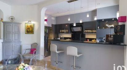 Maison 6 pièces de 200 m² à La Cadière-d'Azur (83740)
