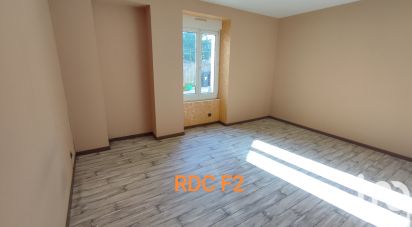 House 5 rooms of 106 m² in Châteauroux (36000)