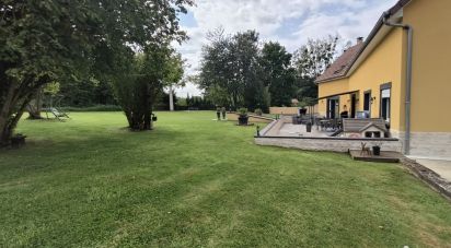 House 6 rooms of 217 m² in Danestal (14430)