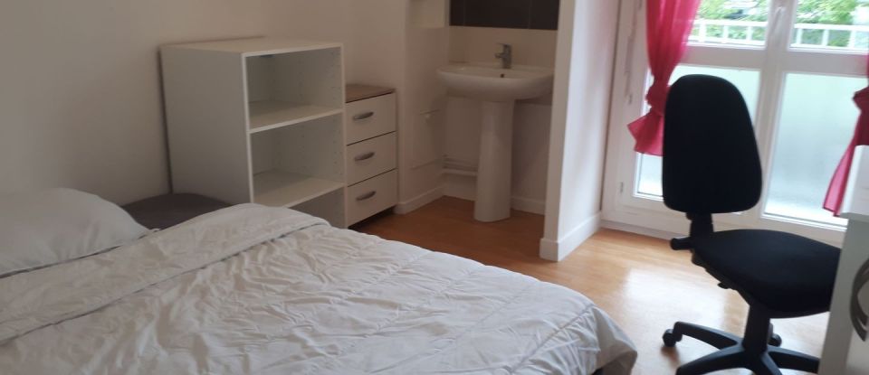 Appartement 6 pièces de 95 m² à Rennes (35000)