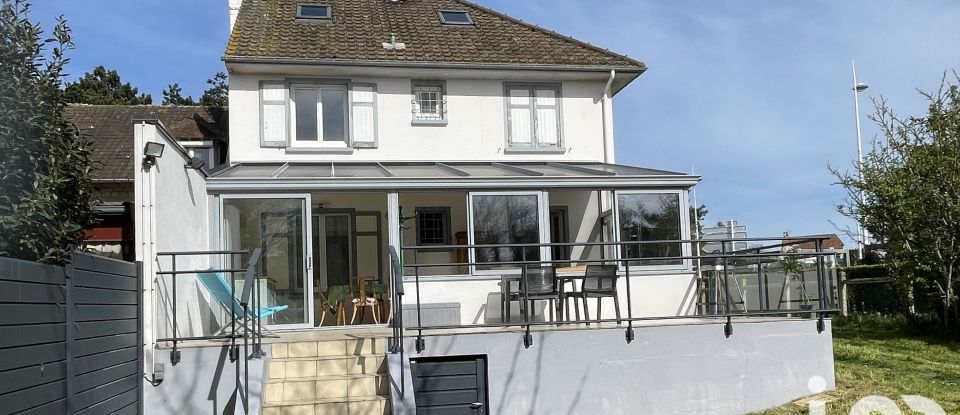 Apartment 4 rooms of 88 m² in Merville-Franceville-Plage (14810)