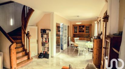 Traditional house 6 rooms of 120 m² in Maisons-Alfort (94700)