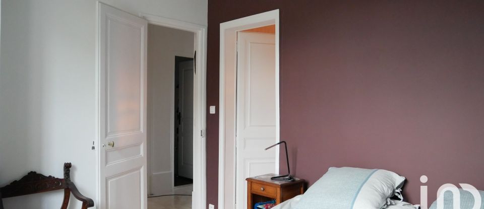 Apartment 4 rooms of 84 m² in Saint-Maur-des-Fossés (94210)