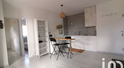 Appartement 3 pièces de 37 m² à Hyères (83400)