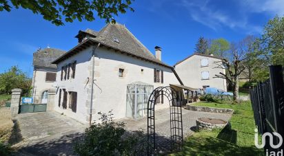 House 5 rooms of 154 m² in Vitrac (15220)