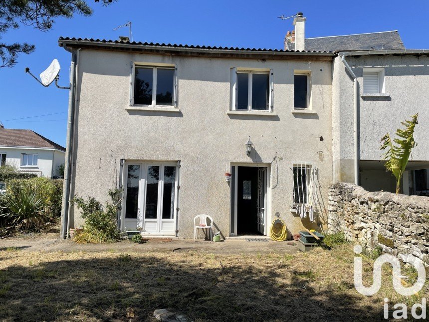 Maison 6 pièces de 154 m² à Châtellerault (86100)