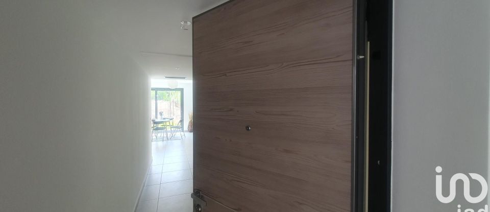 Apartment 2 rooms of 50 m² in - (06220)