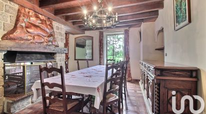 Country house 8 rooms of 155 m² in Dontreix (23700)