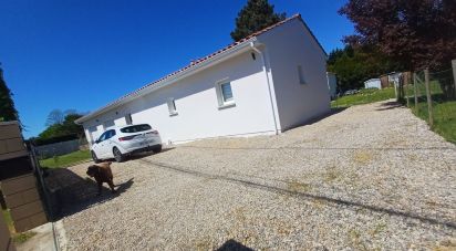 House 4 rooms of 114 m² in Cissac-Médoc (33250)