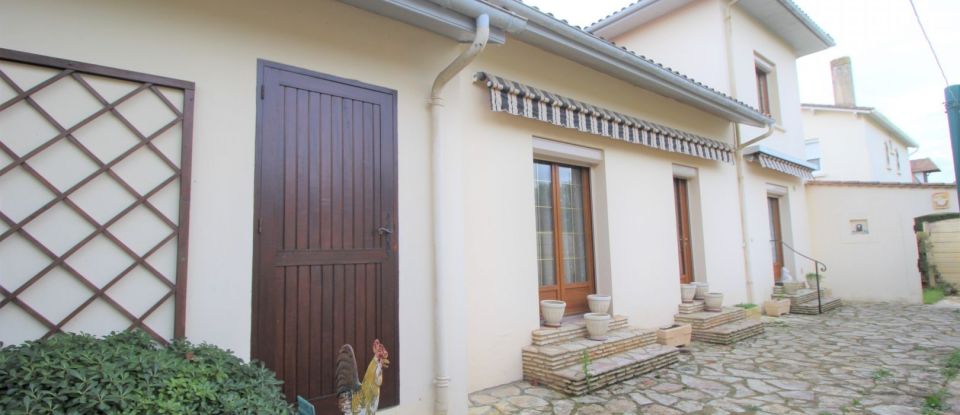 Maison traditionnelle 4 pièces de 117 m² à Bergerac (24100)