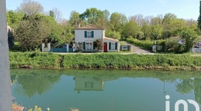 Village house 5 rooms of 120 m² in Coulon (79510)
