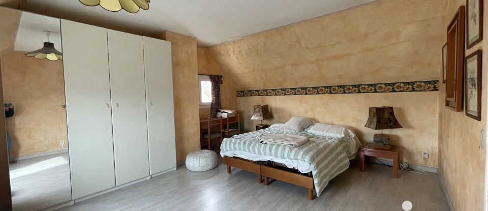 House 5 rooms of 138 m² in Saint-Avertin (37550)