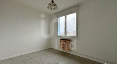 Apartment 5 rooms of 76 m² in Montluçon (03100)