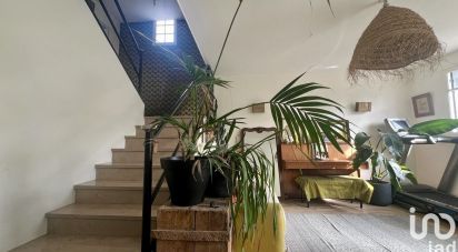 Maison traditionnelle 7 pièces de 210 m² à Vélizy-Villacoublay (78140)