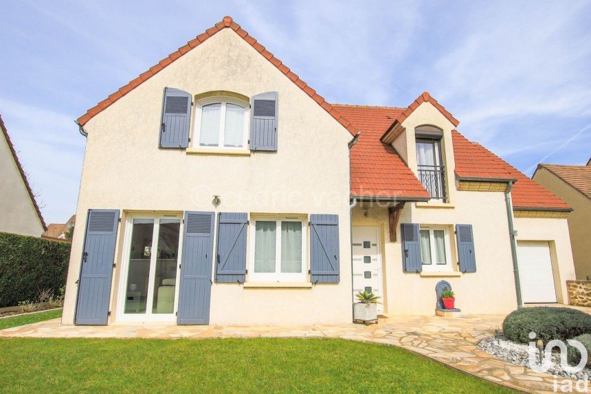House 7 rooms of 140 m² in Brétigny-sur-Orge (91220)