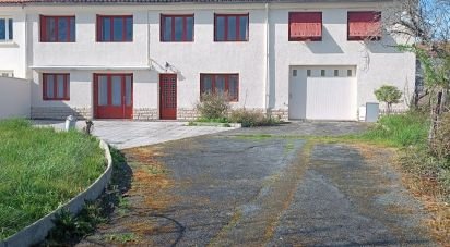 Maison 6 pièces de 150 m² à Nieul-lès-Saintes (17810)