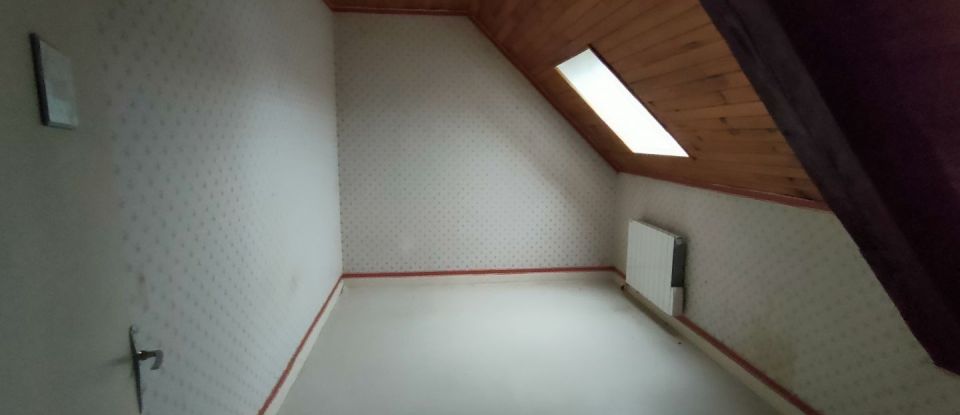 House 4 rooms of 130 m² in Domérat (03410)