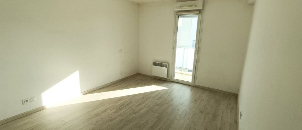 Apartment 3 rooms of 67 m² in Lorient (56100)