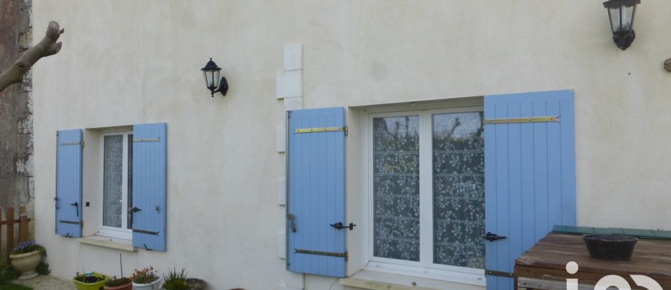 House 4 rooms of 90 m² in Floirac (17120)