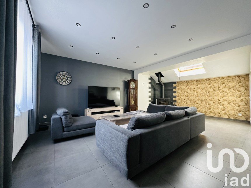 House 5 rooms of 160 m² in Meurchin (62410)