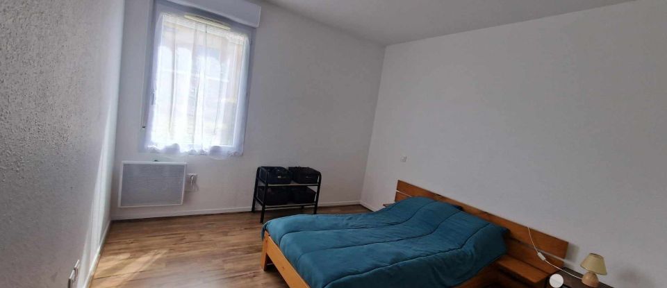 Apartment 2 rooms of 48 m² in Castelsarrasin (82100)