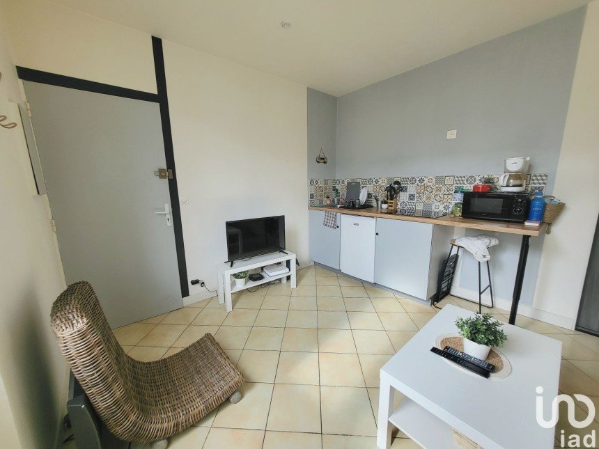 Apartment 2 rooms of 23 m² in Longjumeau (91160)