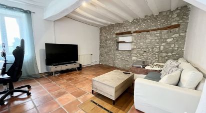 House 5 rooms of 113 m² in Puiseaux (45390)